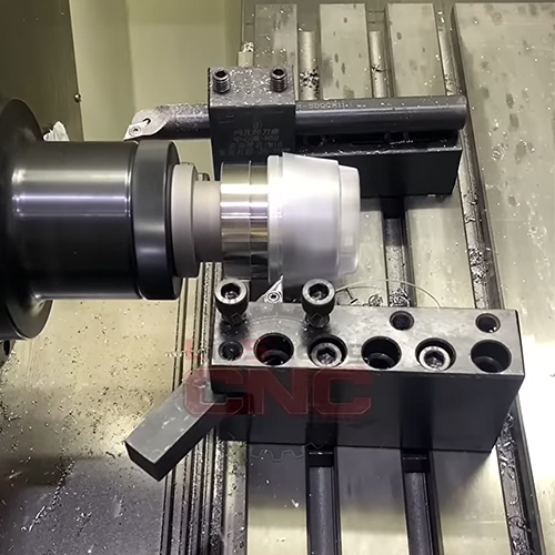 36/46 CNC lathe, processing of lamp blanks for automotive parts